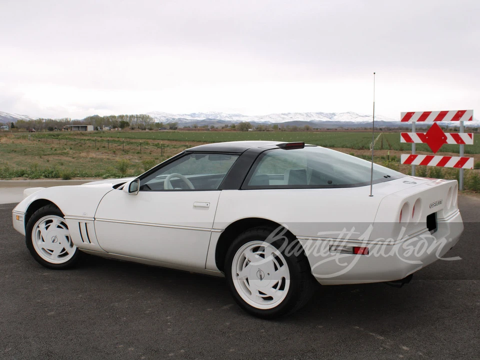 1988 Chevrolet Corvette C4 - Image 27 of 31