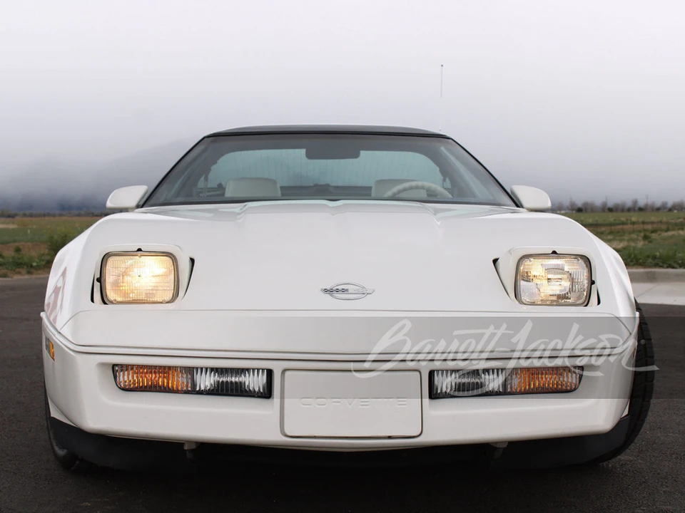 1988 Chevrolet Corvette C4 - Image 25 of 31