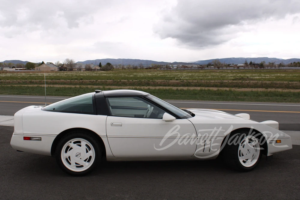 1988 Chevrolet Corvette C4 - Image 2 of 31