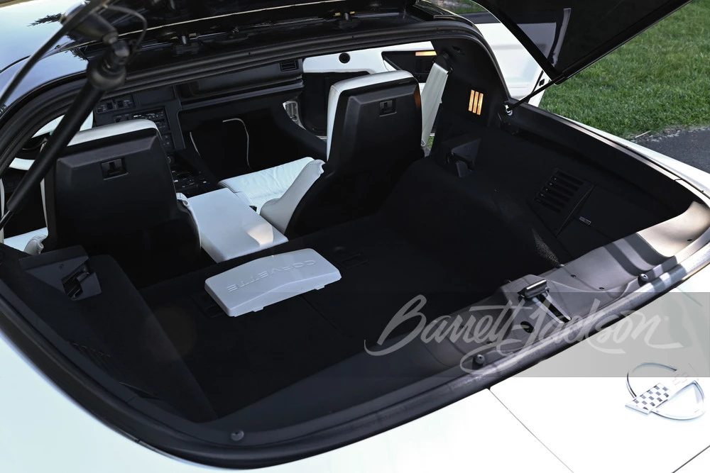 1988 Chevrolet Corvette C4 - Image 17 of 31