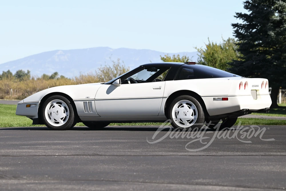 1988 Chevrolet Corvette C4 - Image 20 of 31