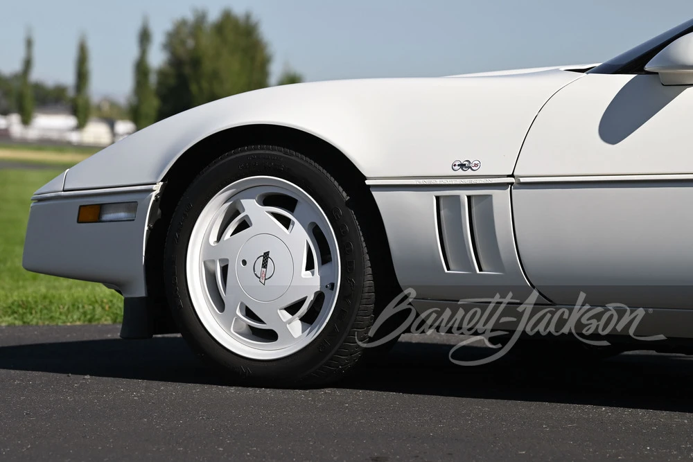 1988 Chevrolet Corvette C4 - Image 29 of 31