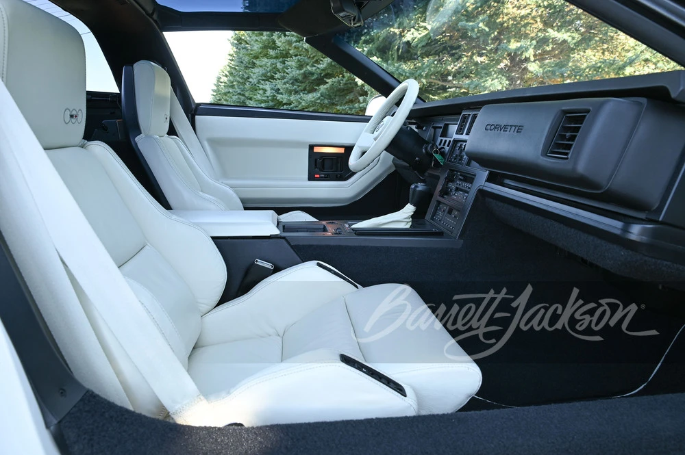 1988 Chevrolet Corvette C4 - Image 15 of 31