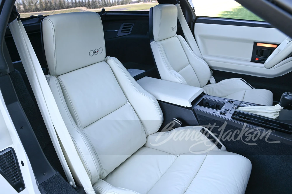 1988 Chevrolet Corvette C4 - Image 15 of 31