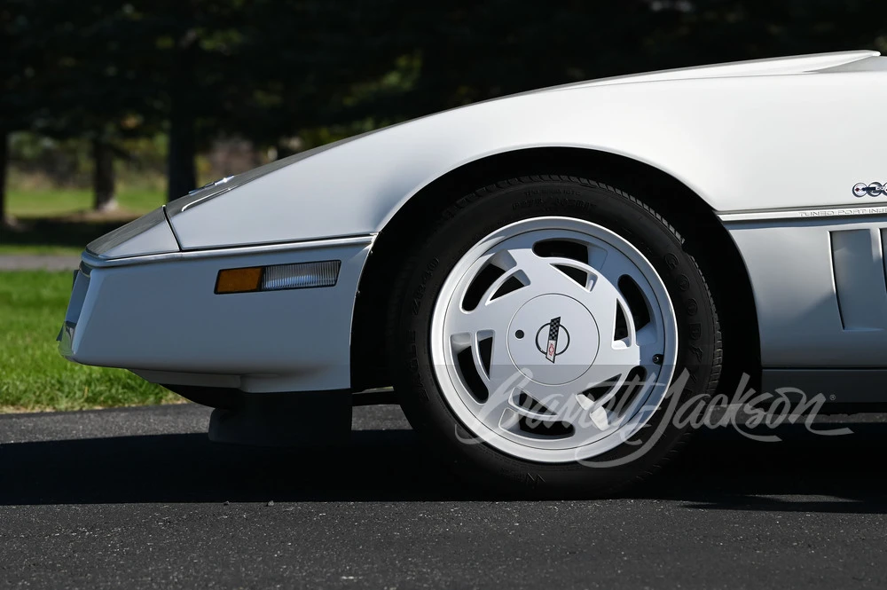 1988 Chevrolet Corvette C4 - Image 21 of 31