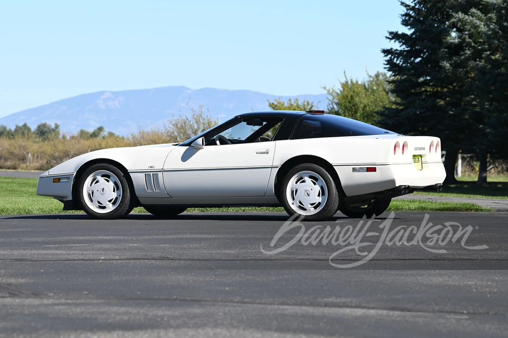 1988 Chevrolet Corvette C4 - Image 25 of 31