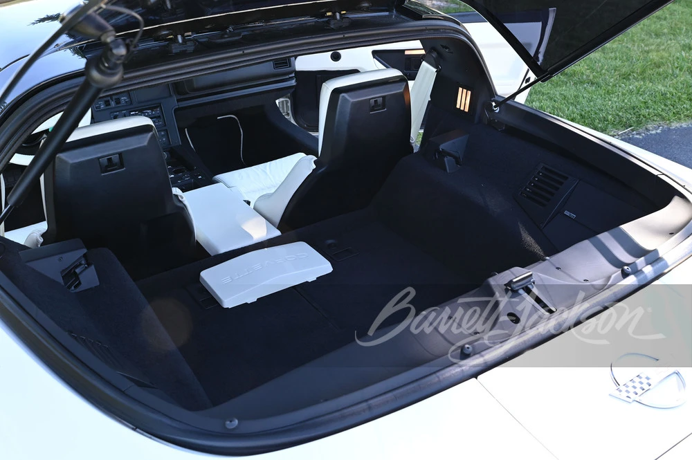 1988 Chevrolet Corvette C4 - Image 24 of 31