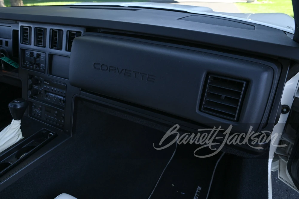 1988 Chevrolet Corvette C4 - Image 25 of 31