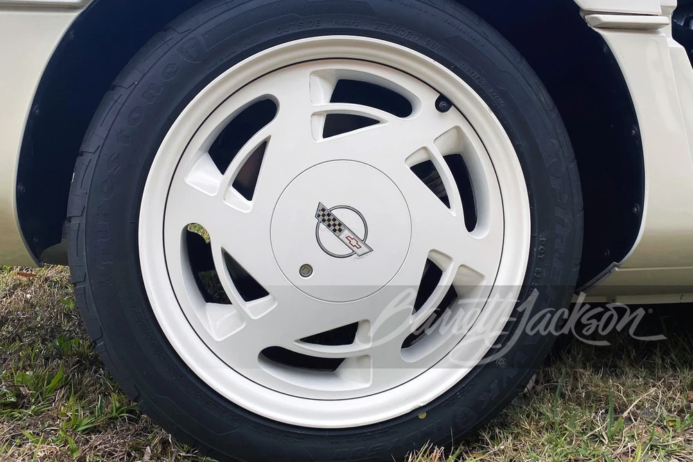 1988 Chevrolet Corvette C4 - Image 11 of 23