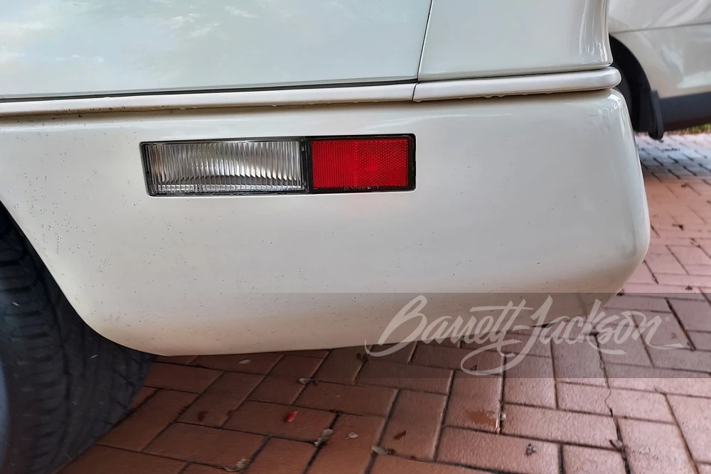 1988 Chevrolet Corvette C4 - Image 12 of 23