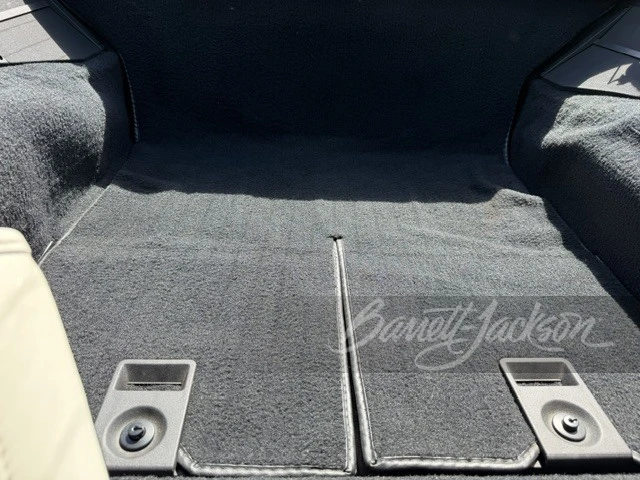 1988 Chevrolet Corvette C4 - Image 18 of 23