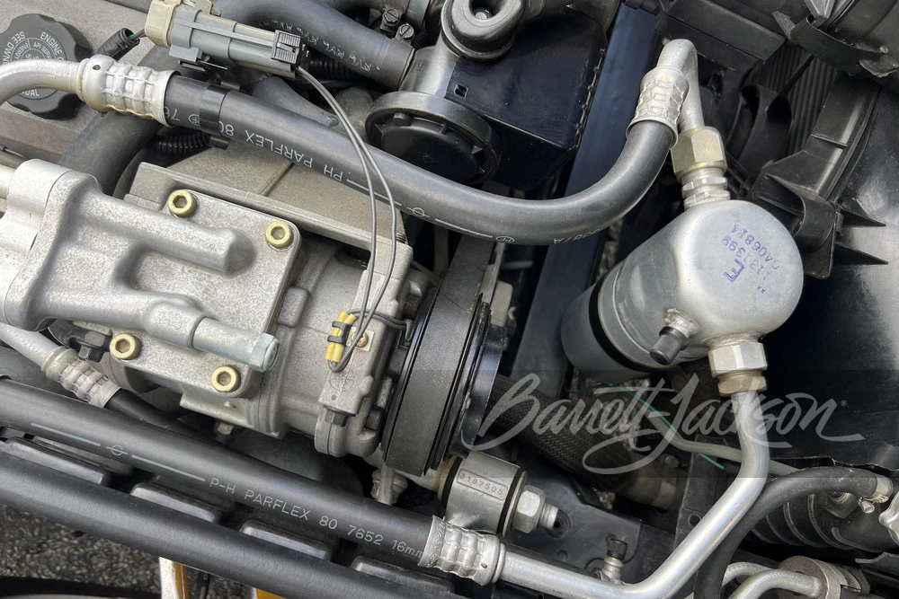 1988 Chevrolet Corvette C4 - Image 16 of 28