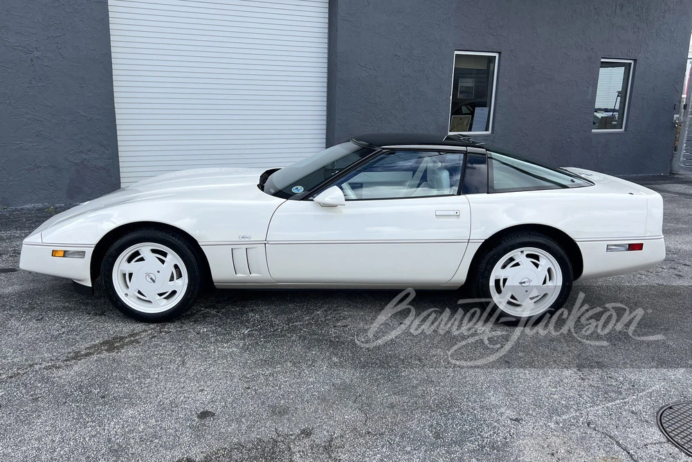 1988 Chevrolet Corvette C4 - Image 28 of 28