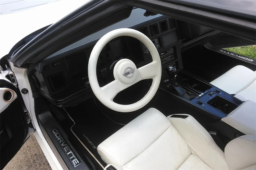 1988 Chevrolet Corvette C4 - Image 4 of 5