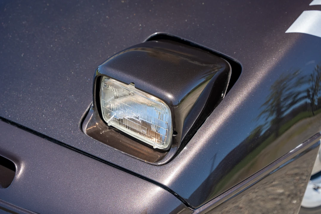 1988 Chevrolet Corvette C4 - Image 24 of 31