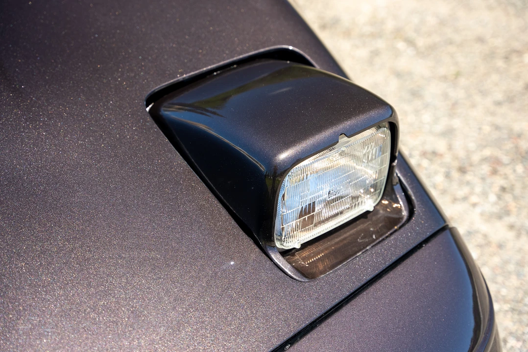 1988 Chevrolet Corvette C4 - Image 25 of 31