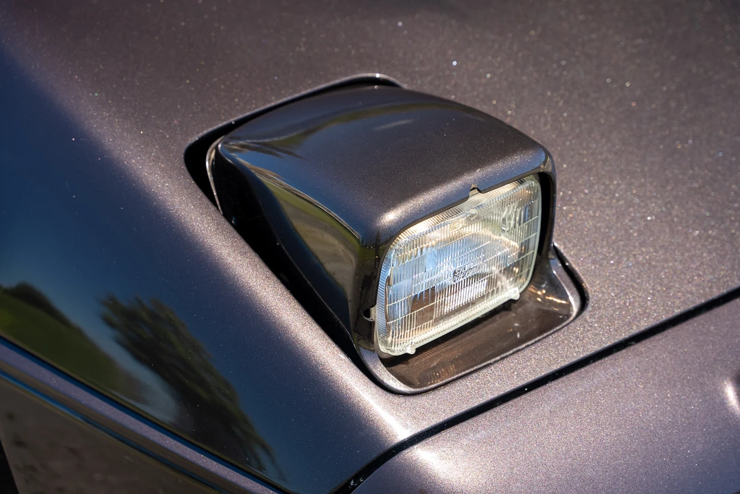 1988 Chevrolet Corvette C4 - Image 27 of 31
