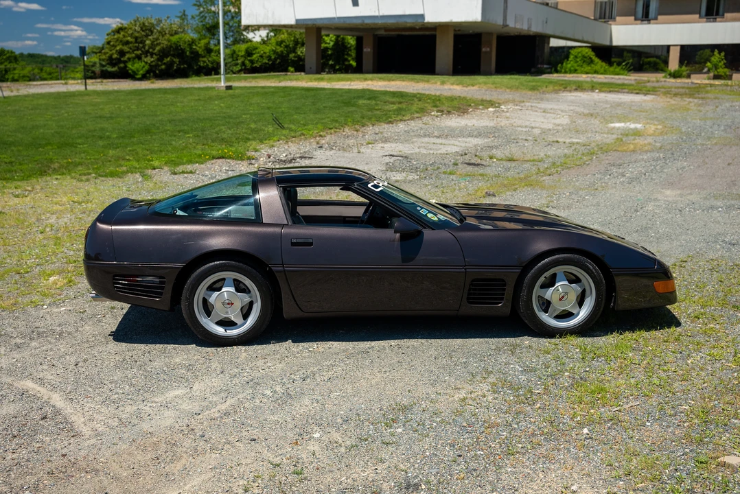 1988 Chevrolet Corvette C4 - Image 21 of 31