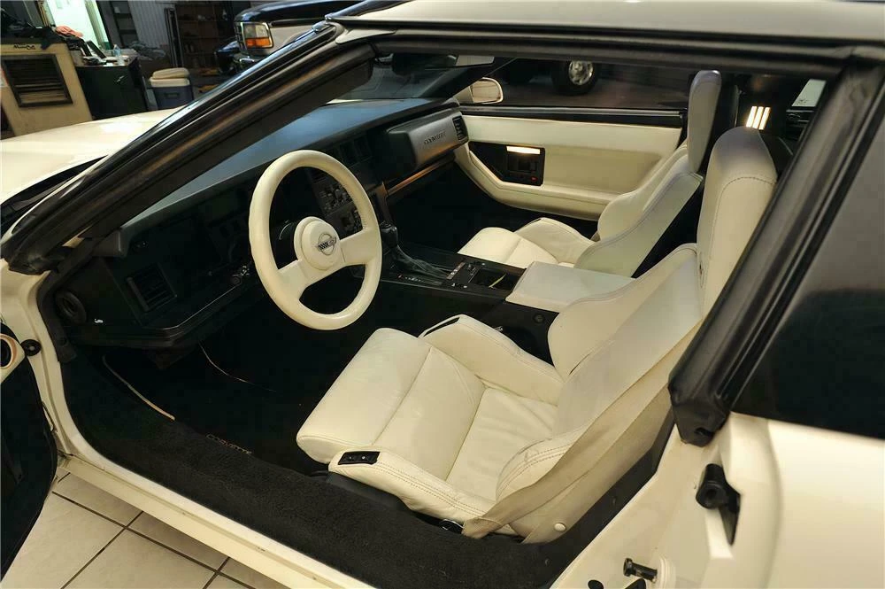 1988 Chevrolet Corvette C4 - Image 4 of 4