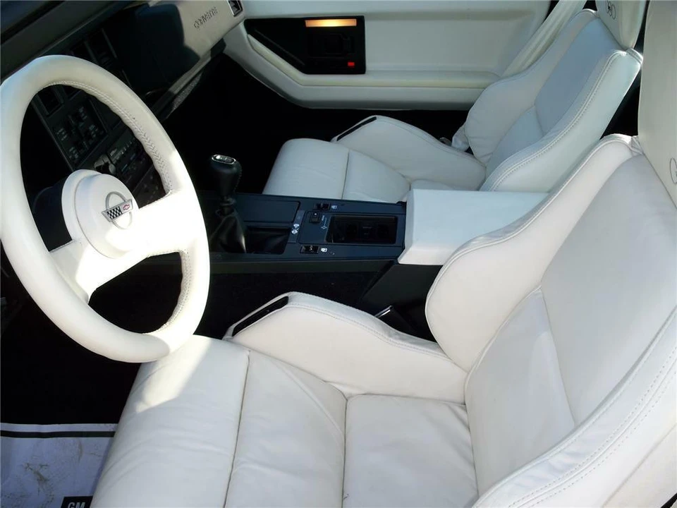 1988 Chevrolet Corvette C4 - Image 4 of 5