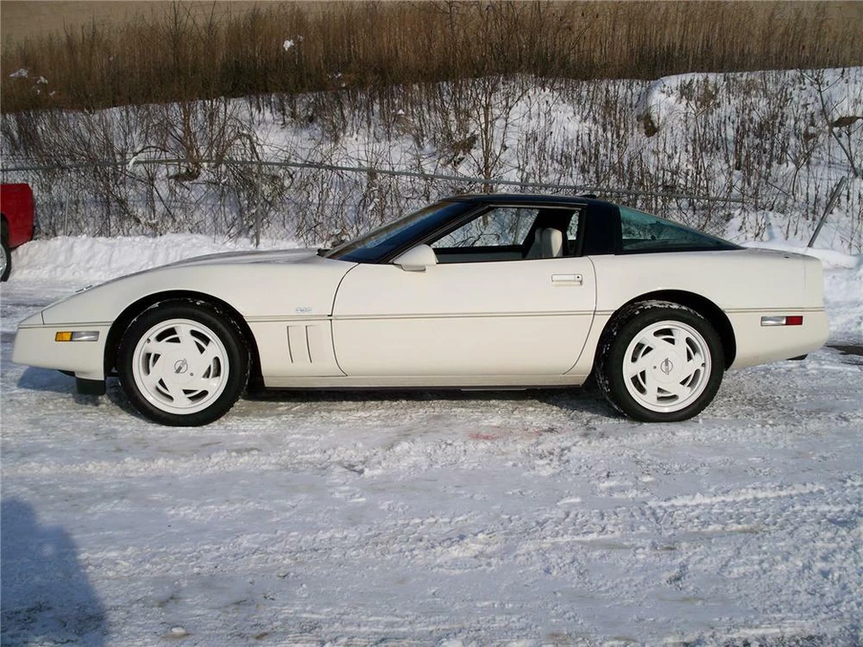 1988 Chevrolet Corvette C4 - Image 5 of 5