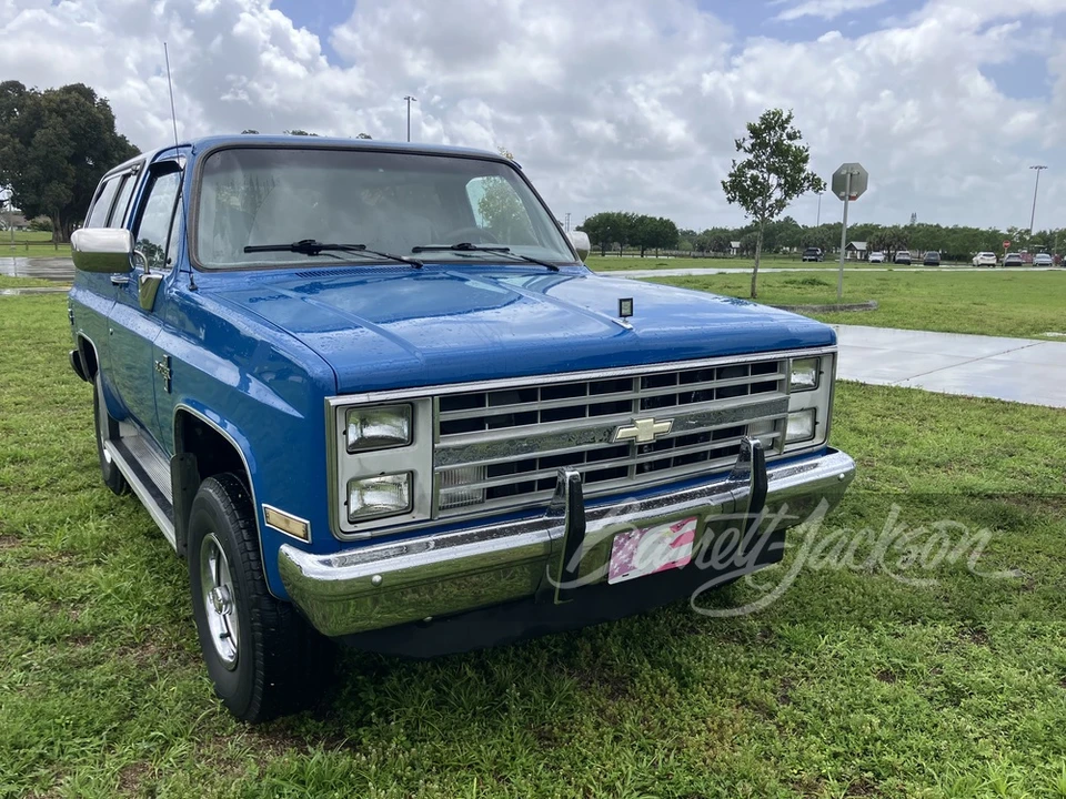 1988 Chevrolet K5 Blazer 2nd Gen - Image 10 of 20