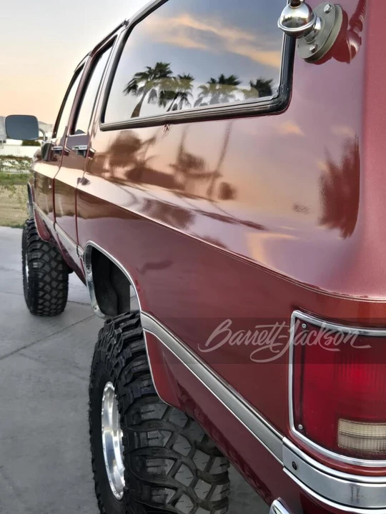1988 Chevrolet Suburban 7th Gen - Image 27 of 31