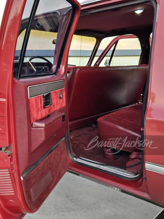 1988 Chevrolet Suburban 7th Gen - Image 31 of 31
