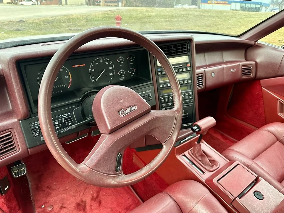 1988 Cadillac Allante - Image 27 of 31