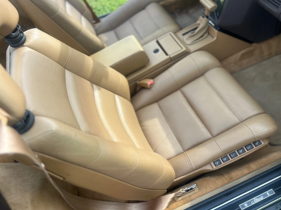 1988 Cadillac Allante - Image 17 of 21