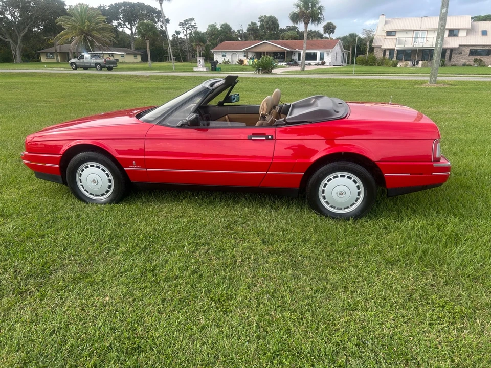 1988 Cadillac Allante - Image 9 of 21