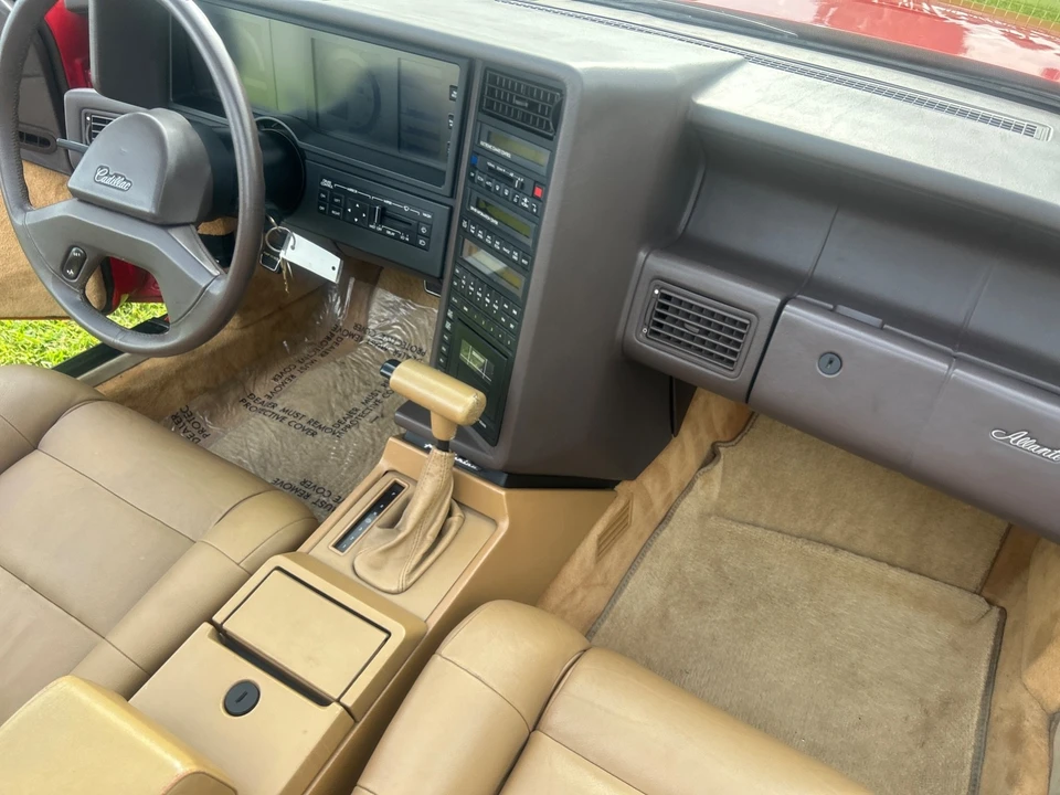 1988 Cadillac Allante - Image 18 of 21