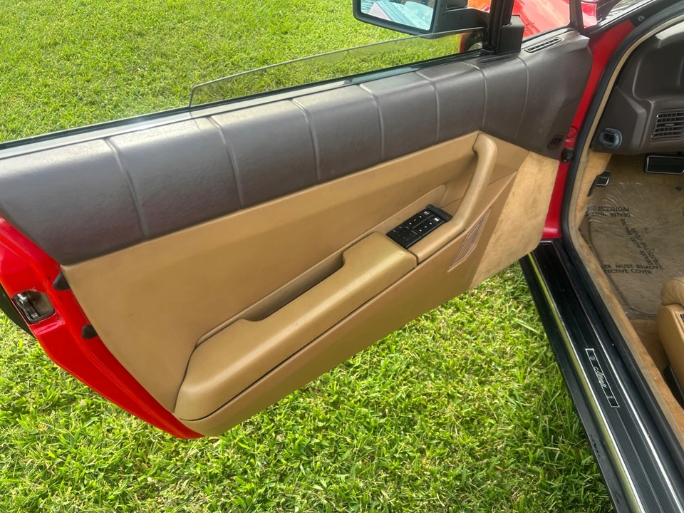 1988 Cadillac Allante - Image 10 of 21
