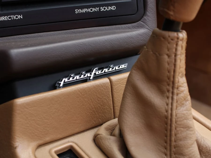 1988 Cadillac Allante - Image 4 of 11