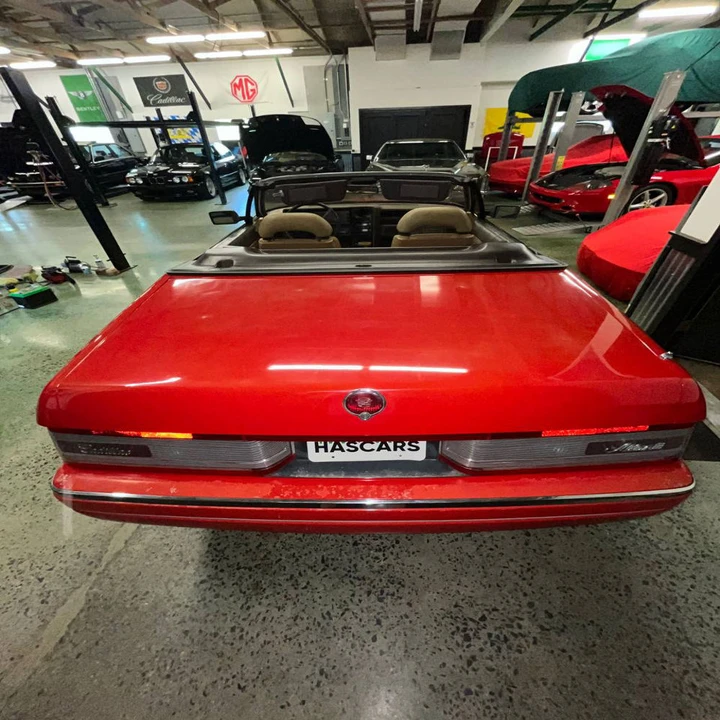 1988 Cadillac Allante - Image 21 of 31
