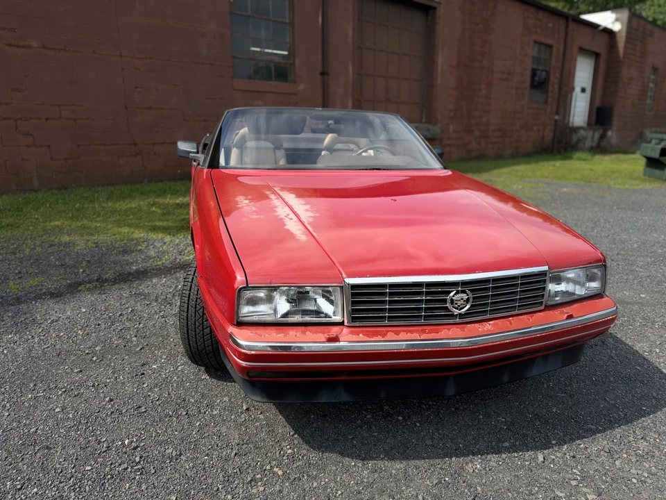1988 Cadillac Allante - Image 13 of 31