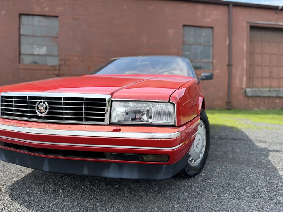 1988 Cadillac Allante - Image 14 of 31