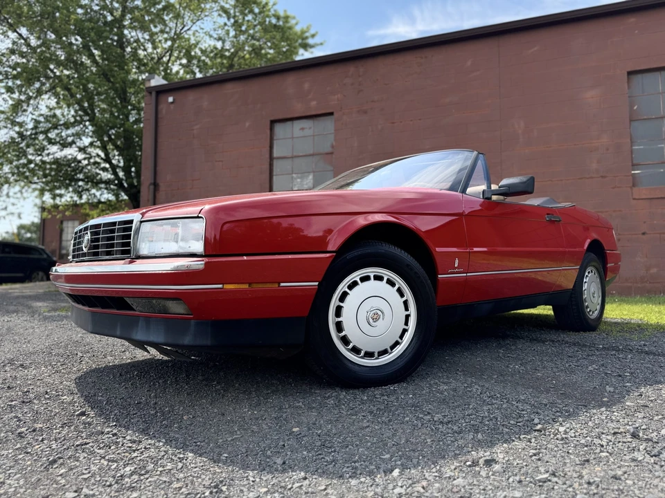 1988 Cadillac Allante - Image 6 of 31