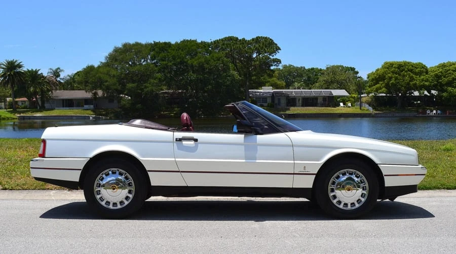 1988 Cadillac Allante - Image 2 of 10
