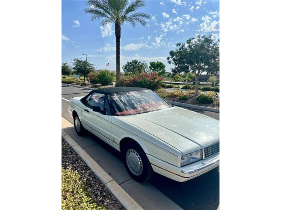 1988 Cadillac Allante - Image 7 of 12