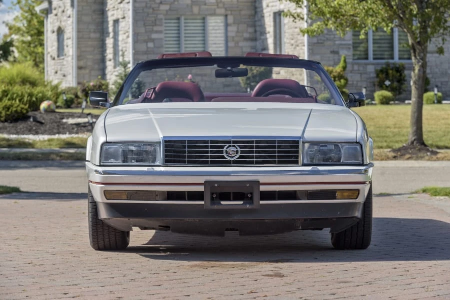 1988 Cadillac Allante - Image 4 of 31