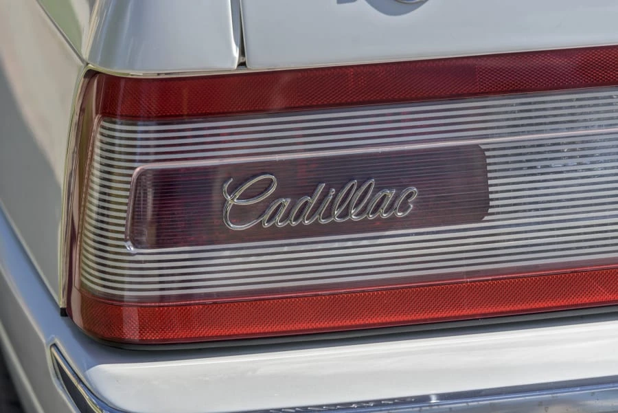 1988 Cadillac Allante - Image 12 of 31