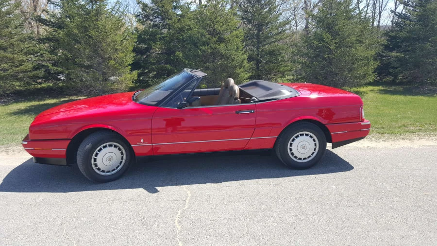 1988 Cadillac Allante - Image 2 of 10