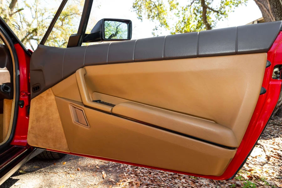 1988 Cadillac Allante - Image 26 of 31