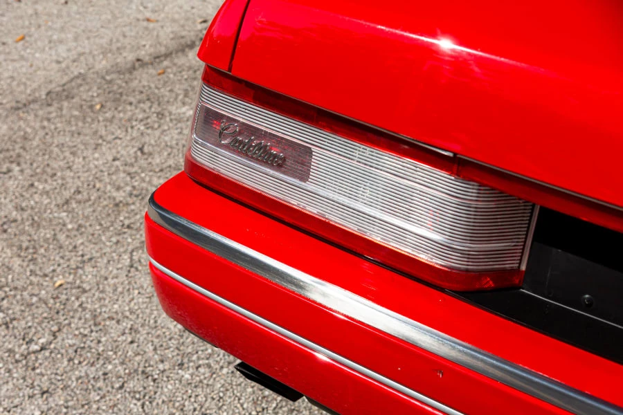 1988 Cadillac Allante - Image 8 of 31