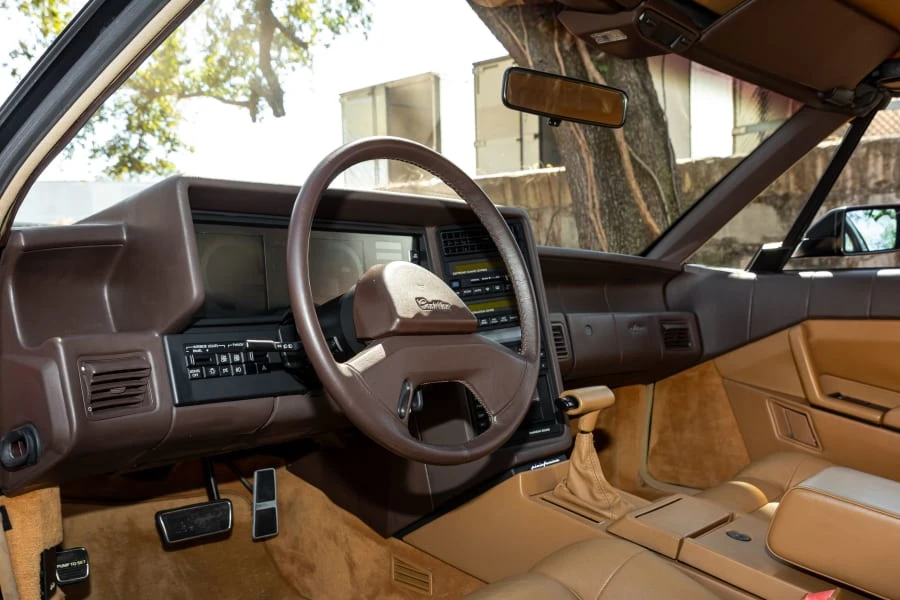 1988 Cadillac Allante - Image 13 of 31