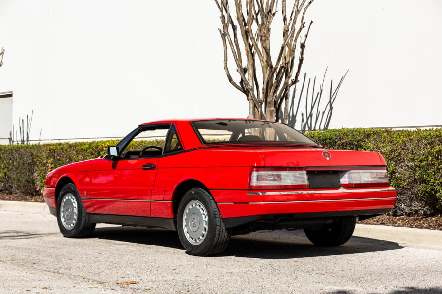 1988 Cadillac Allante - Image 5 of 31