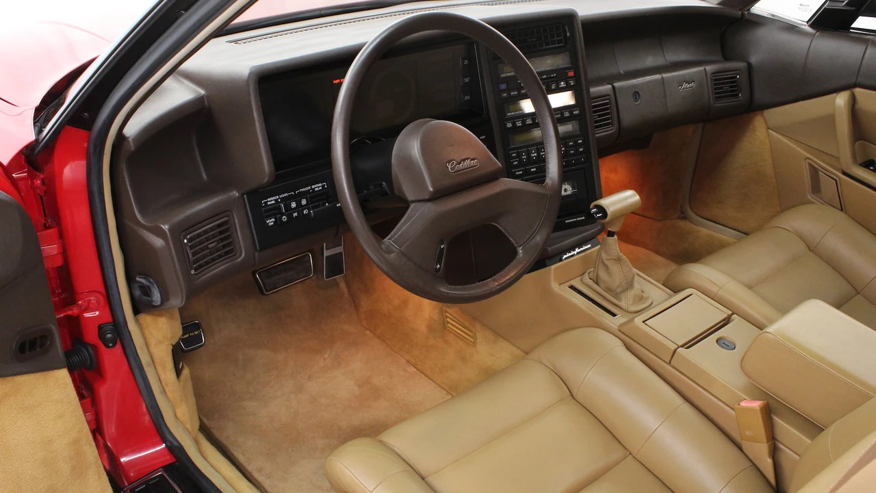 1988 Cadillac Allante - Image 4 of 31