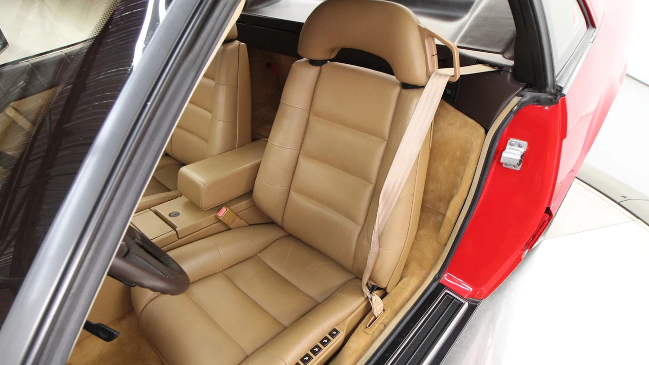 1988 Cadillac Allante - Image 5 of 31
