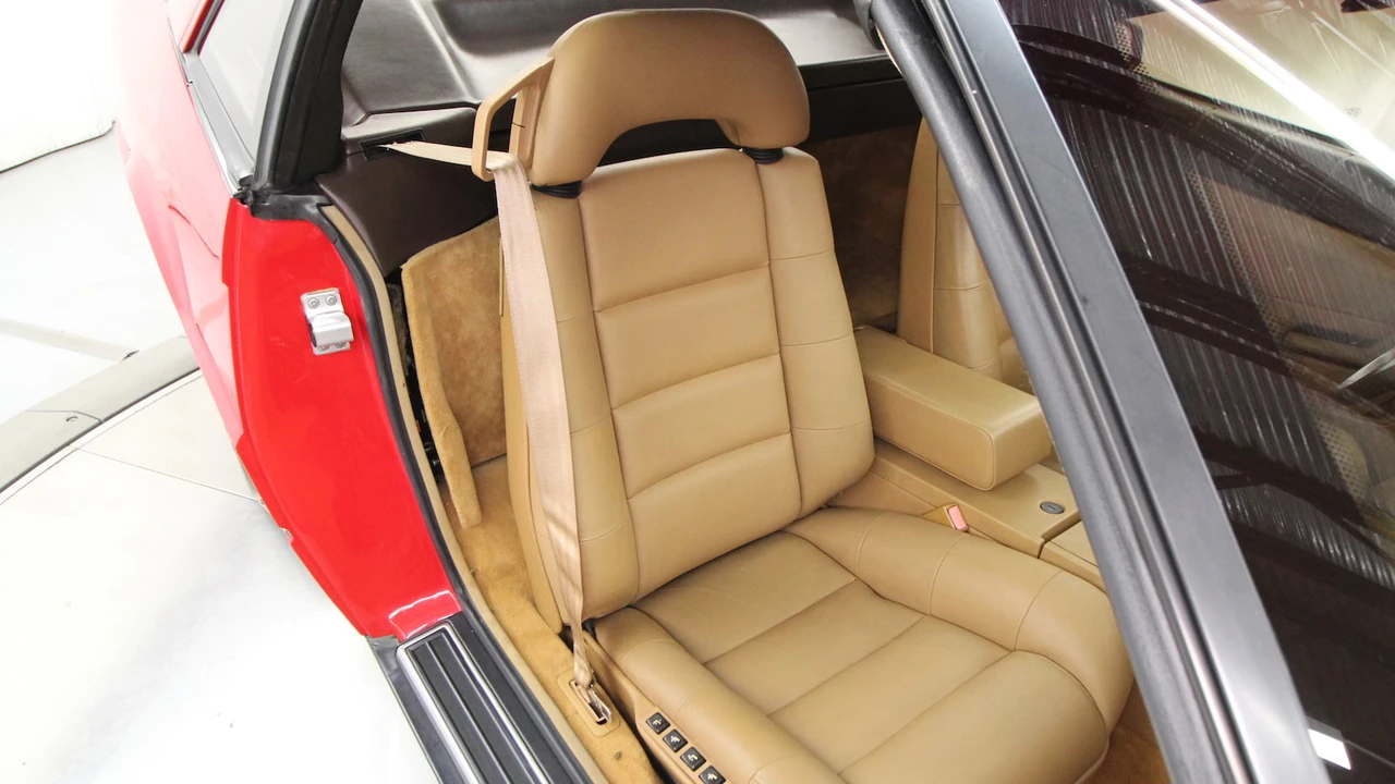1988 Cadillac Allante - Image 6 of 31